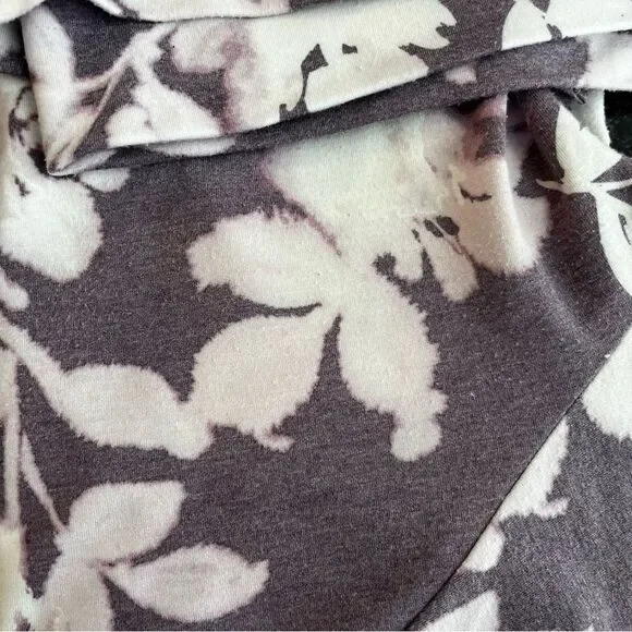 Bundle of 2 Short Sleeve Sweater Tops - Size S - Picture 8 of 15